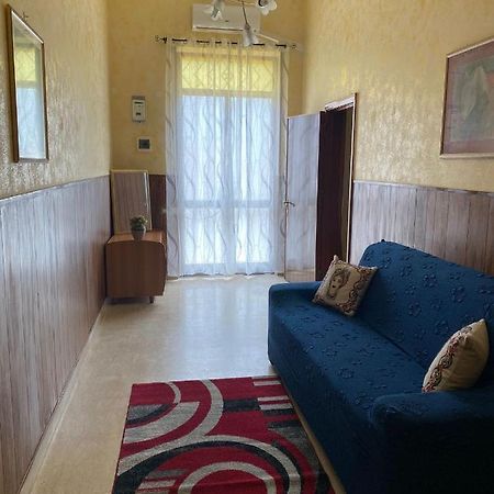 Nora Home อาโวลา ภายนอก รูปภาพ